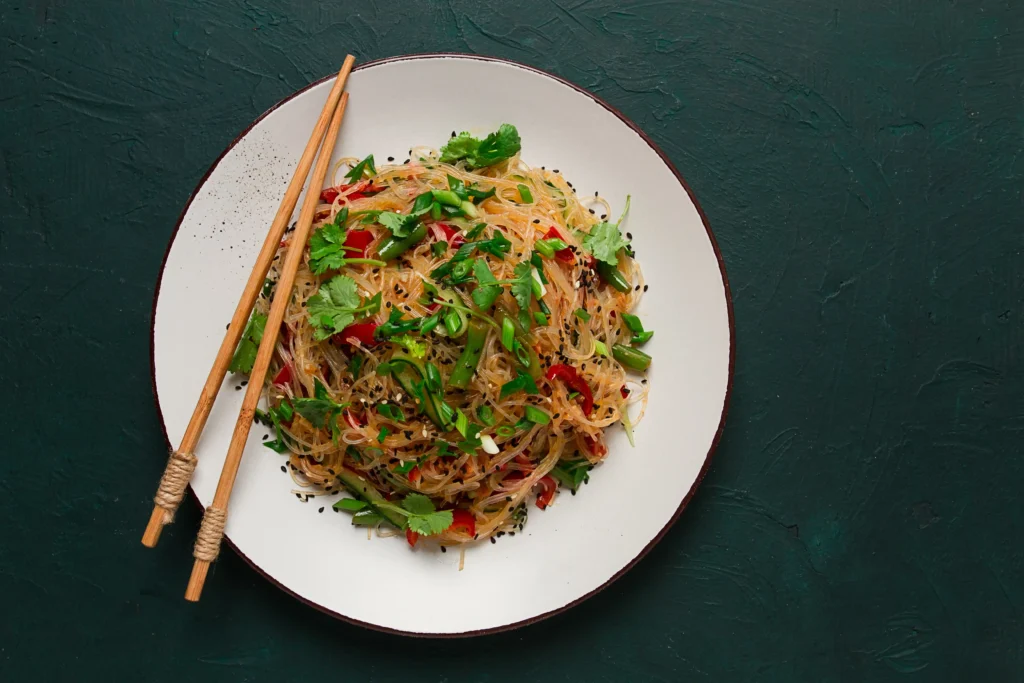 A colorful Thai noodle with vegetables